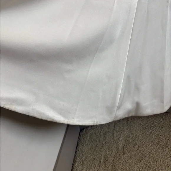 Jane Hill Huntleigh Gown - Picture 13 of 14